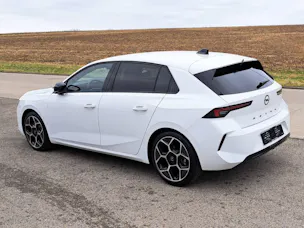 Opel Astra 1.2 T 130cv GS