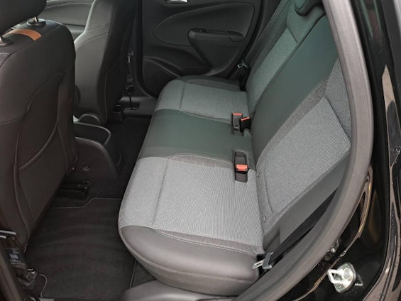 Vehicle image 9 Vehicle image 9