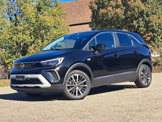 First vehicle image First vehicle image