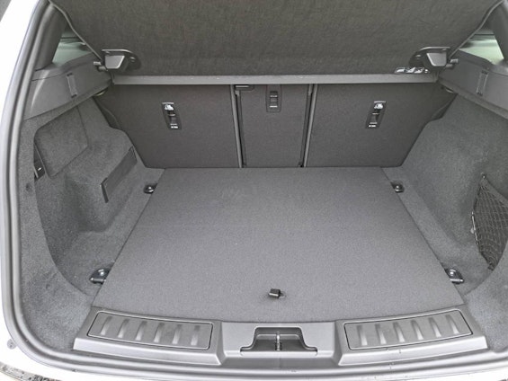 Vehicle image 11 Vehicle image 11