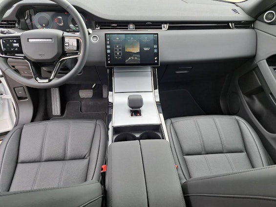 Vehicle image 10 Vehicle image 10