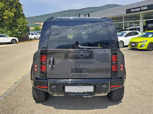 Land Rover Defender 110 3.0 D I6 250 X-Dyn. SE (Kit sans roue secours)