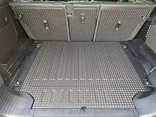 Land Rover Defender 110 3.0 D I6 250 X-Dyn. SE (Kit sans roue secours)