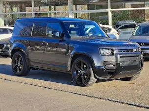 Land Rover Defender 110 3.0 D I6 250 X-Dynamic SE