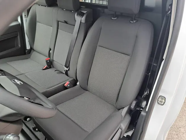 Opel Vivaro cargo 1.5 D 120cv (galerie de toit)