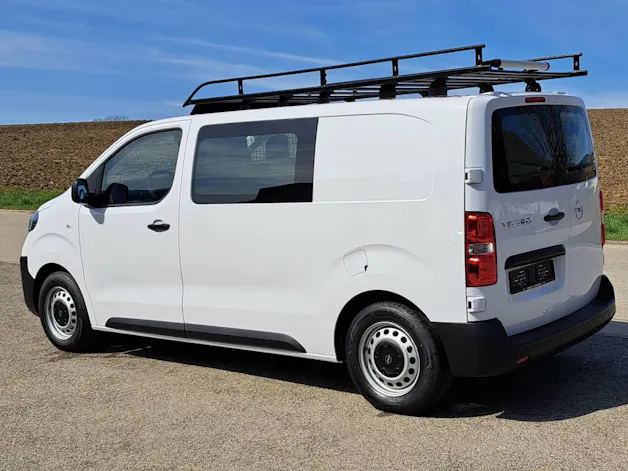 Opel Vivaro cargo 1.5 D 120cv (galerie de toit)