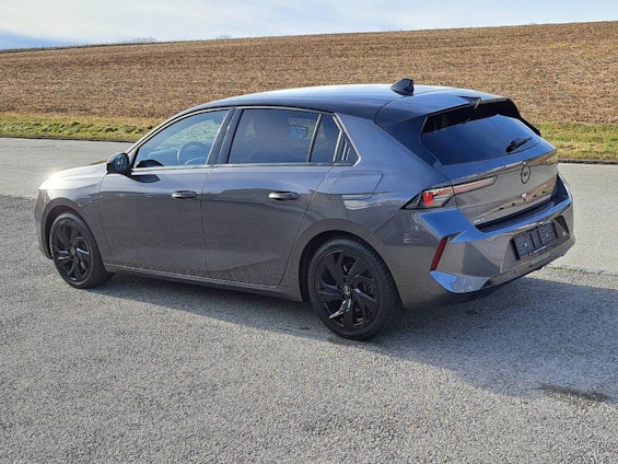 Vehicle image 2 Vehicle image 2