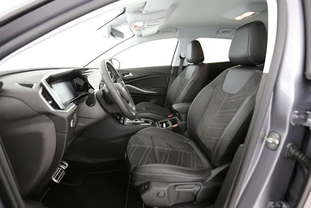 Opel Grandland 1.6 T PHEV Elegance