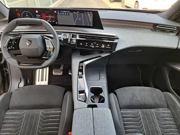 Peugeot 3008 1.2 Hybrid GT 145cv