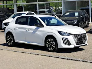 Peugeot 208 1.2 Hybrid 110cv Allure