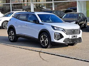 Peugeot 2008 1.2 Hybrid 145cv Allure