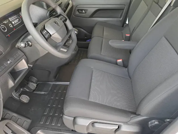 PEUGEOT Expert fourgon 1.5 BlueHDi 120cv - crochet