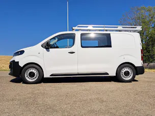 PEUGEOT Expert fourgon 1.5 BlueHDi 120cv - crochet