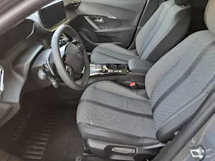 Peugeot 2008 1.2 Hybrid 145cv Allure Premium