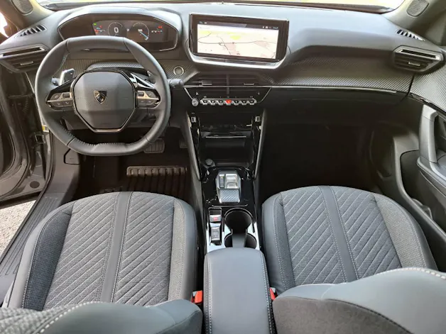 Peugeot 2008 1.2 Hybrid 145cv Allure Premium