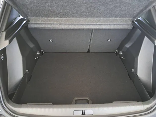 Peugeot 2008 1.2 Hybrid 145cv Allure Premium