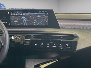 Vehicle image PEUGEOT 5008 1.2 Hybrid GT