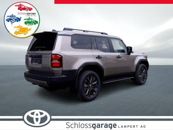 Vehicle image 5 Vehicle image 5