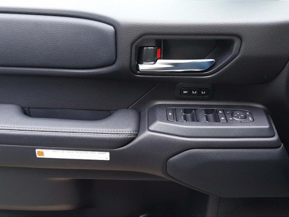 Vehicle image 11 Vehicle image 11