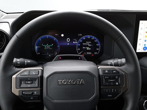 Vehicle image 9 Vehicle image 9