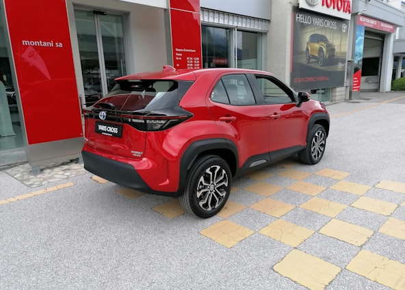 Vehicle image 4 Vehicle image 4