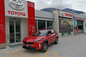 Vehicle image TOYOTA YARIS CROSS 0 Vehicle image TOYOTA YARIS CROSS 0