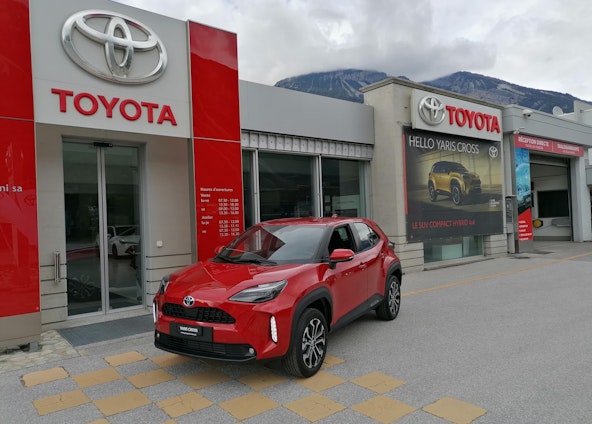 First vehicle image First vehicle image