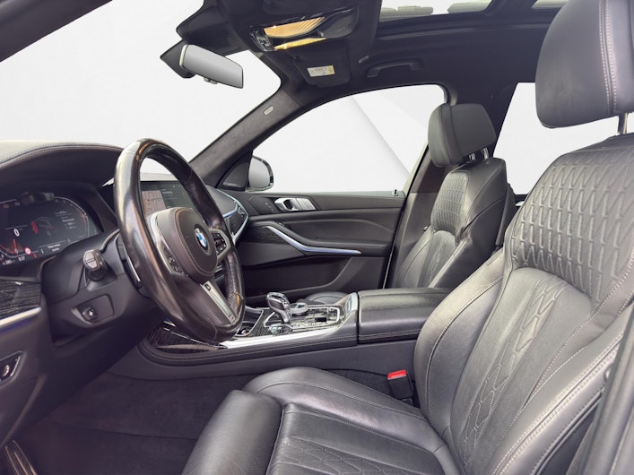 Vehicle image BMW X7