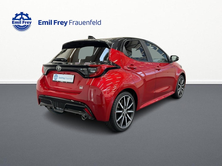 Vehicle image TOYOTA YARIS