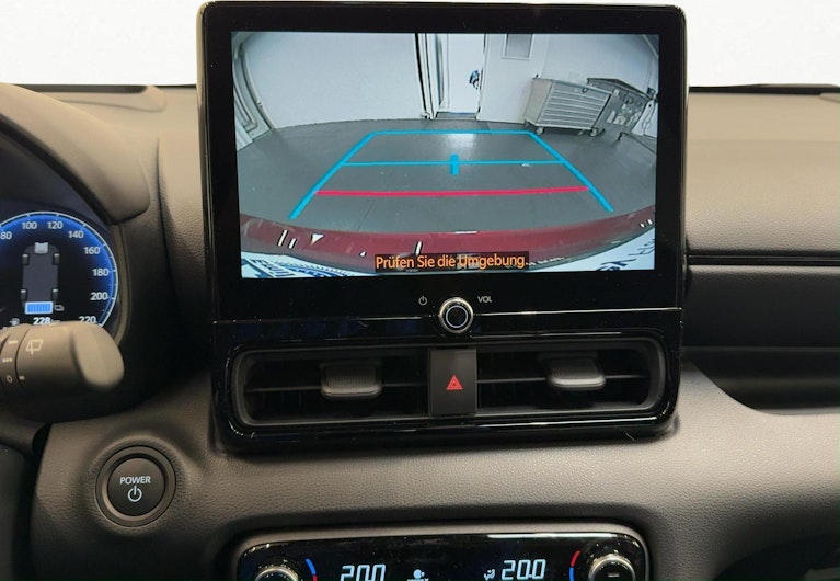 Vehicle image TOYOTA YARIS