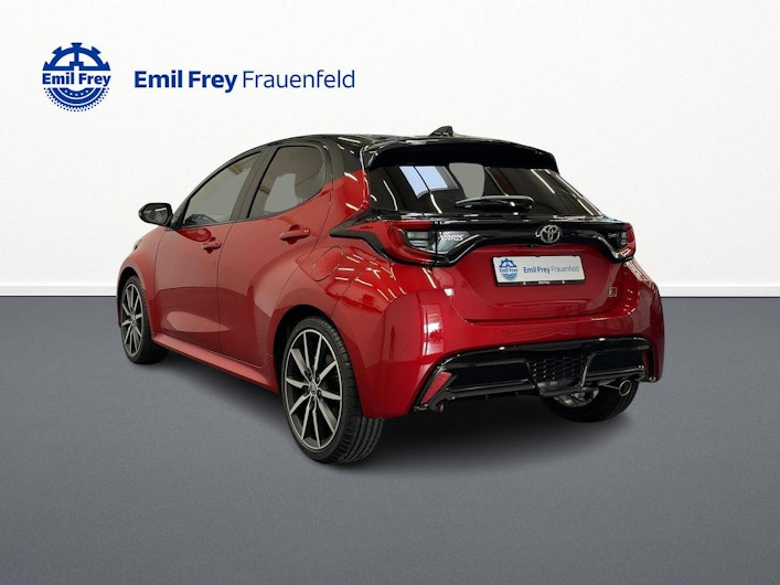 Vehicle image TOYOTA YARIS