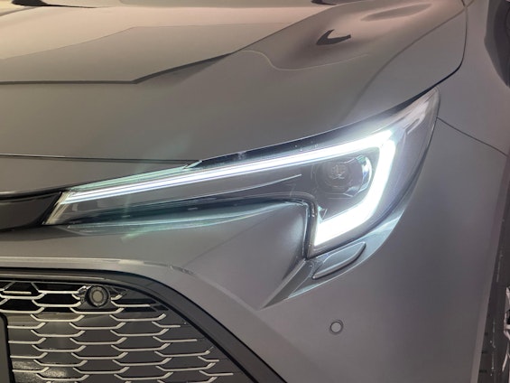 Vehicle image 16 Vehicle image 16