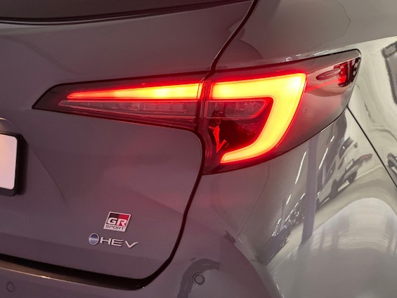 Vehicle image 15 Vehicle image 15