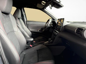 Fahrzeugbild TOYOTA Yaris Cross 1.5 VVT-i HSD GR Sport
