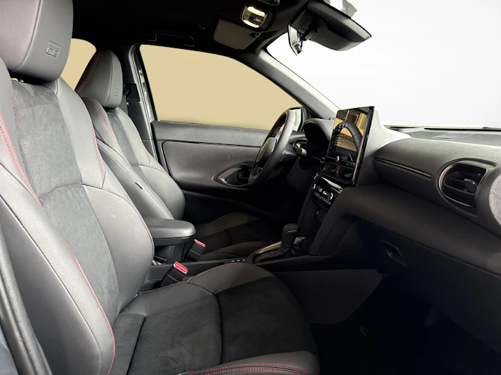 Fahrzeugbild TOYOTA YARIS CROSS