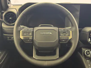 Toyota Land Cruiser 2.8 D 48V Invincible