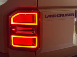 Toyota Land Cruiser 2.8 D 48V Invincible