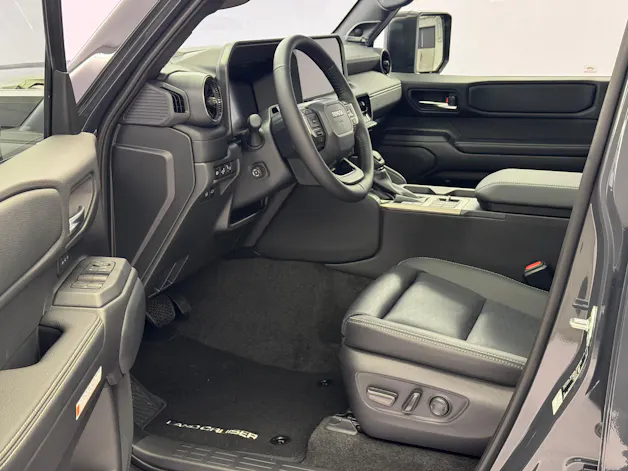 Toyota Land Cruiser 2.8 D 48V Invincible