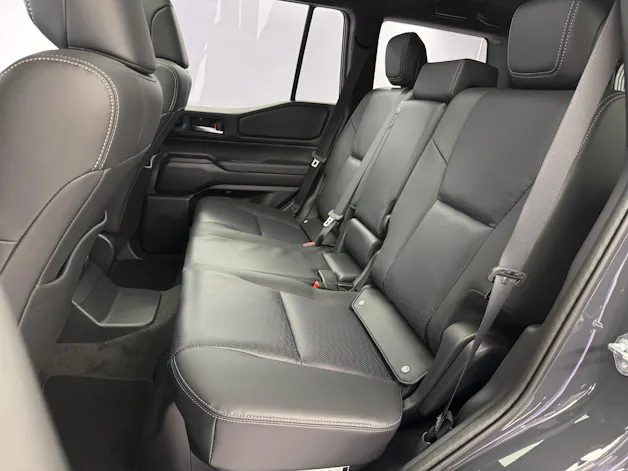 Toyota Land Cruiser 2.8 D 48V Invincible