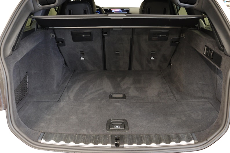 Vehicle image BMW 3 SERIES