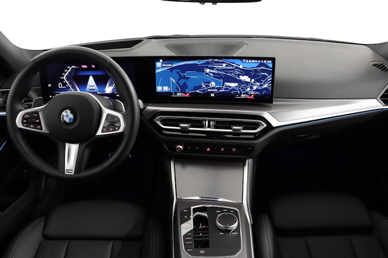 Vehicle image BMW 3 SERIES