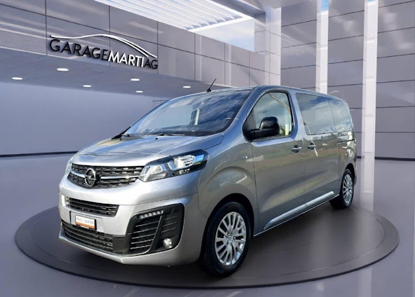 First vehicle image First vehicle image