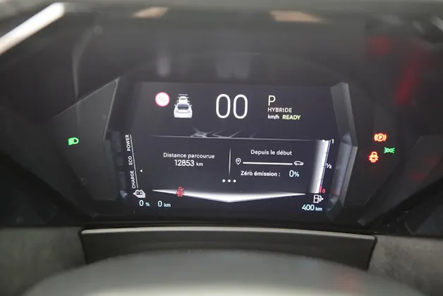 DS Automobiles 4 1.6 E-Tense Ligne Noire