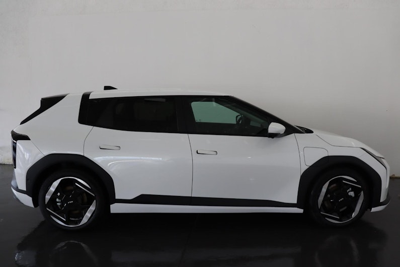 Vehicle image KIA EV4