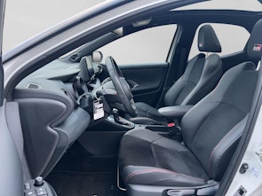 Vehicle image TOYOTA Yaris 1.5 VVT-i HSD GR Sport