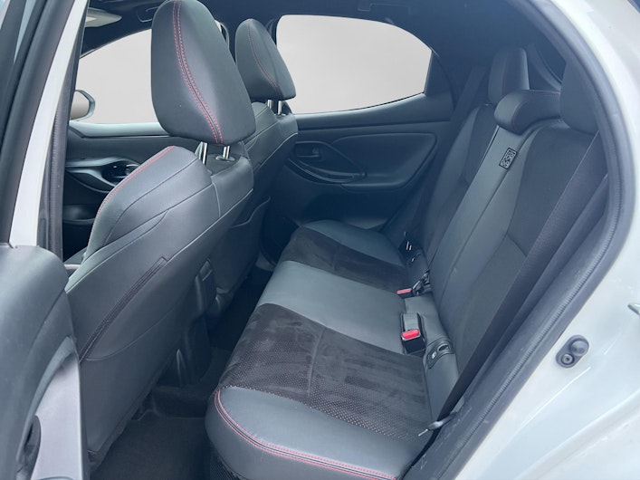 Vehicle image TOYOTA YARIS