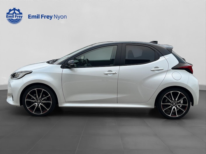 Vehicle image TOYOTA YARIS