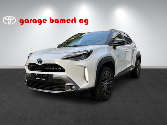 First vehicle image First vehicle image