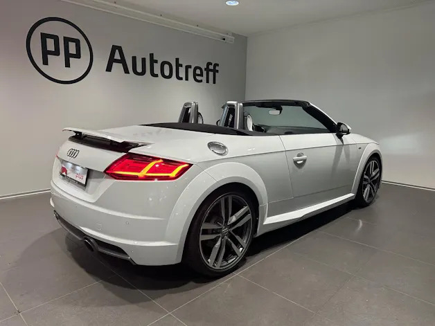 Audi TT Roadster 2.0 TFSI quattro S-tronic