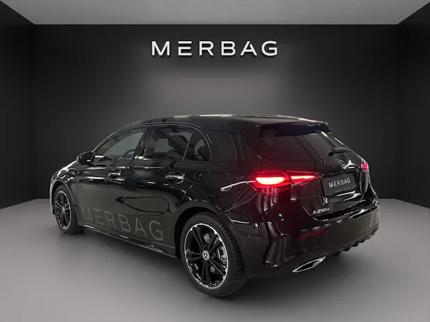 Mercedes-Benz A 250 e EQ Star 8G-DCT